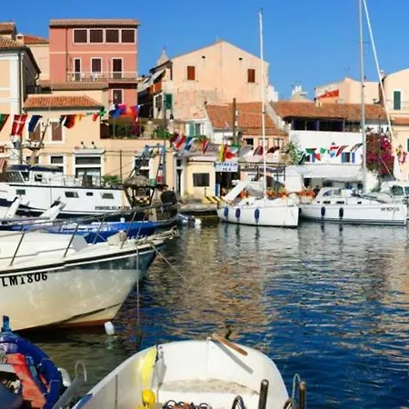 Casa Anita - Centro Storico Con Vista Mare Holiday home La Maddalena (Sassari)